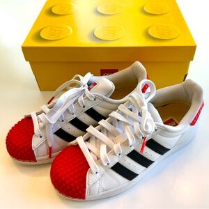 👟 Limited Edition Adidas X Lego Superstar J size 3.5